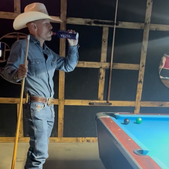 Meet your Posher, Calob - Picture 5 of 16